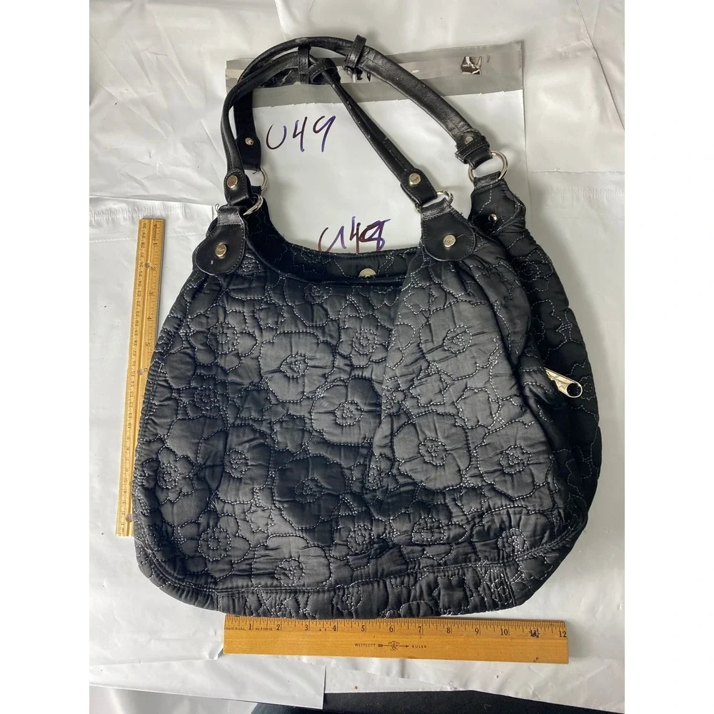 Quilted Black Floral Stitch Shoulder‎ Bag Purse w/ Leather Handles Zip Top